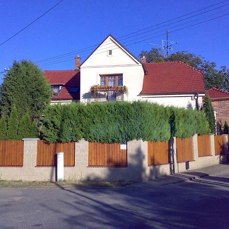 Penzion Cihelna Brno Buitenkant foto